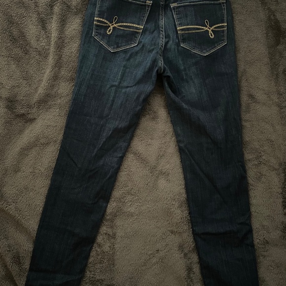 Levis Denizen High Rise Jeggings